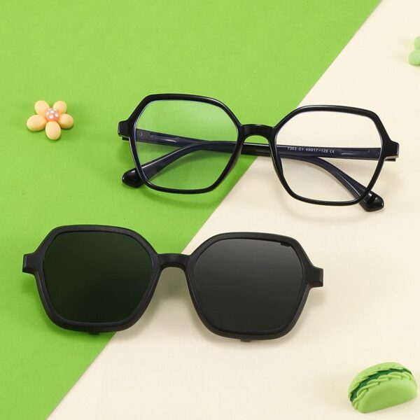 Buy Wholesale Kids Polarized Clip on Sunglasses - JC7363